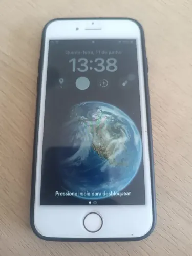 iPhone 8