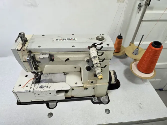 Maquina de costura Galoneira industrial