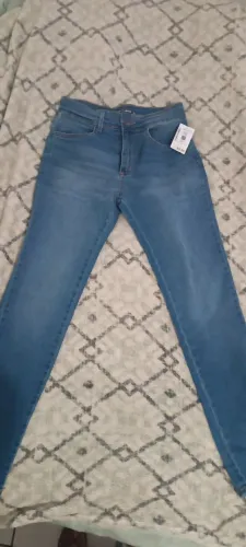 Calças tamanho 12 anos 
