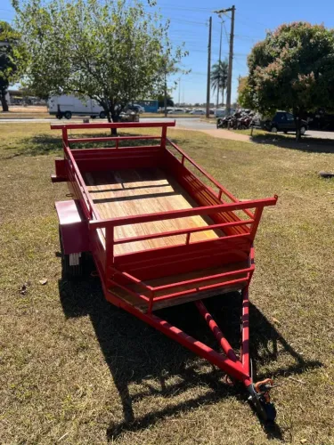 Carretinha 2.00 x 1.20 disponível com pneus novos - reboque