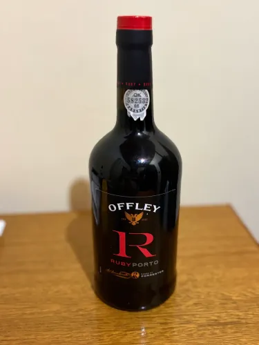 Vinho português Porto ruby 750 ML lacrado
