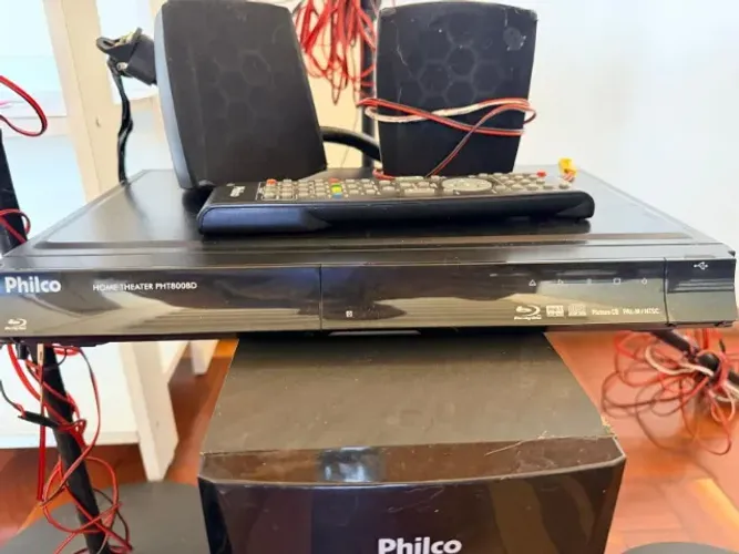 Home Theater Philco Blu-ray 5.1 500W RMS PHT800BD + Controle Remoto