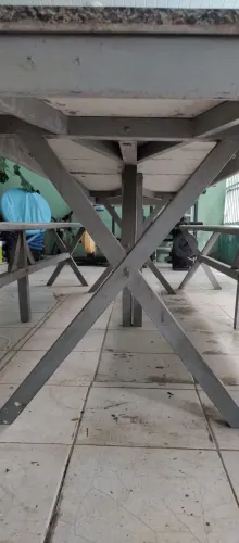 Mesa Rústica em Granito e Madeira de Lei