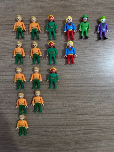 Kinder Ovo DC Comics Playmobil