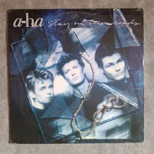 LP Disco Vinil A-ha Stay On These Roads Com Encarte Defeito
