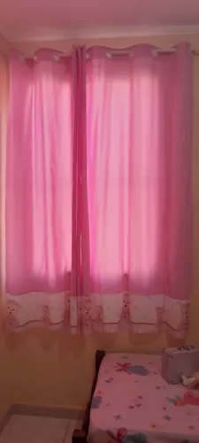 Cortina infantil rosa