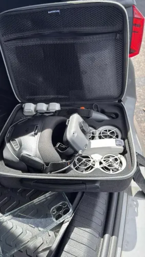 DJI Neo Fly More Combo FPV + Óculos DJI FPV + Bag de Transporte - Kit Completo