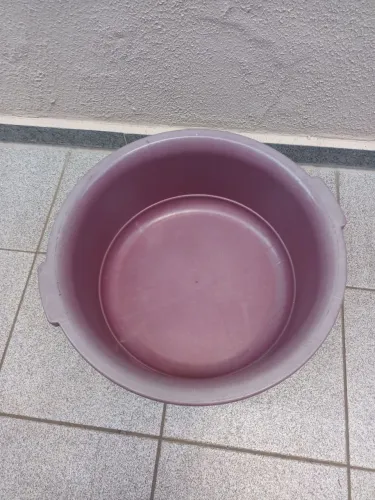 Bacia grande plástica 