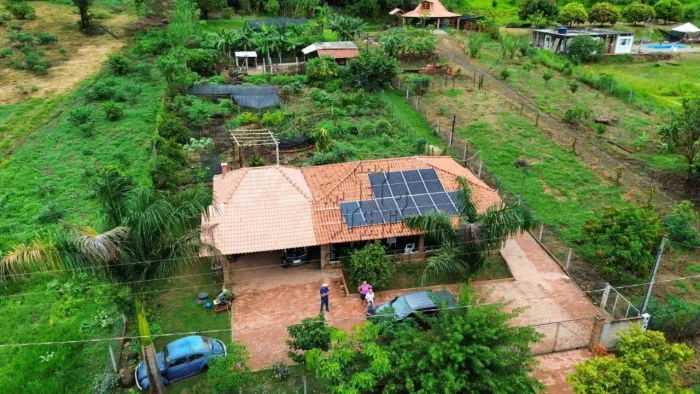 Chácara com 2 dormitórios à venda, 3500 m² por R$ 780.000,00 - Limoeiro - Londrina/PR