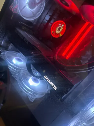 RTX 4070 TI SUPER
