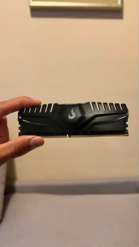 MEMÓRIA RAM 16GB 3200mhz
