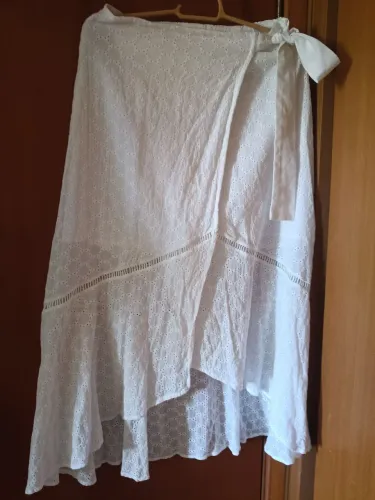 Saia Renner M em cambraia bordado 70 cm cintura