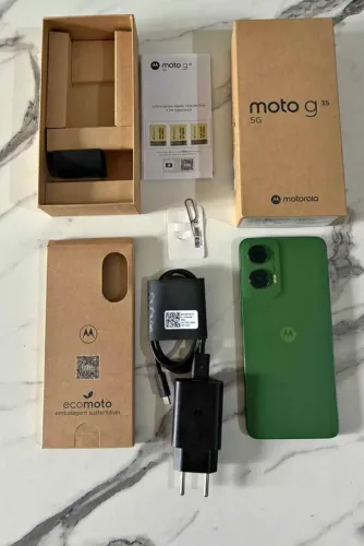 Moto g35 128 gigas de memória + 8 gigas de memória ram NFC