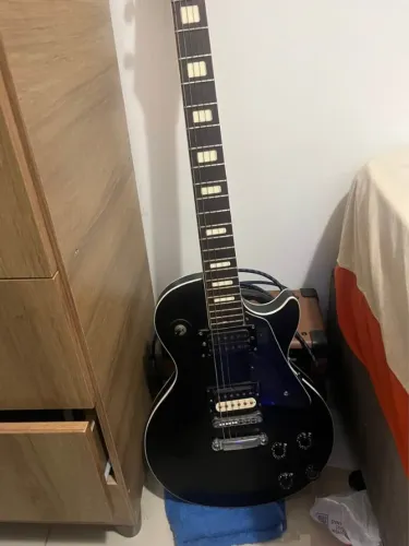 guitarra golden les paul mais amplificaodr