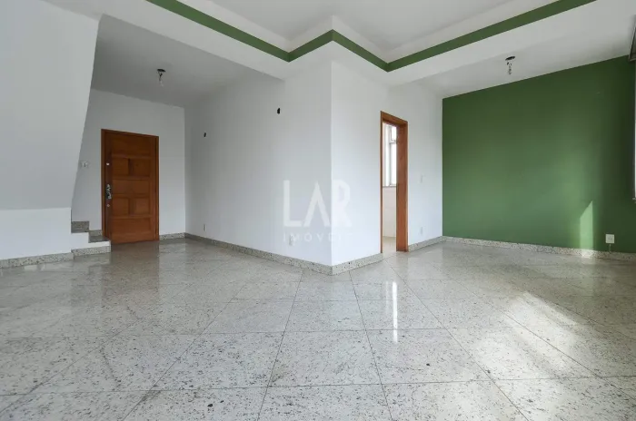 Apartamento à venda com 151m², 4 quartos e 2 vagas
