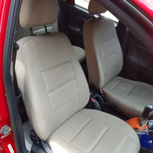 Ford Fiesta Sedan SE 1.6 8V Flex 4P 2014