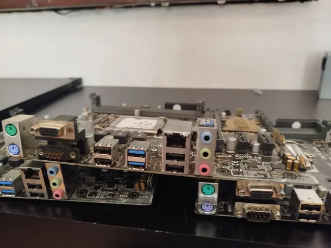 Vendo 3 placas Asus não ligam TB não tenho espelhos