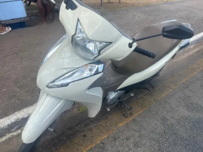 Passo moto faltando 4 prestações de 320
