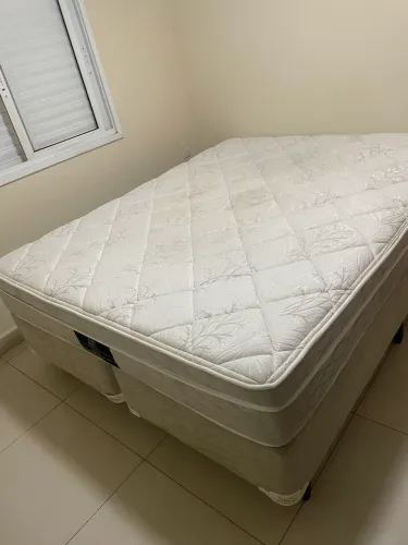 Colchão King Koil Queen Size