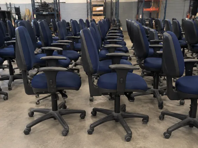 CADEIRAS GIRATÓRIAS FLEXFORM