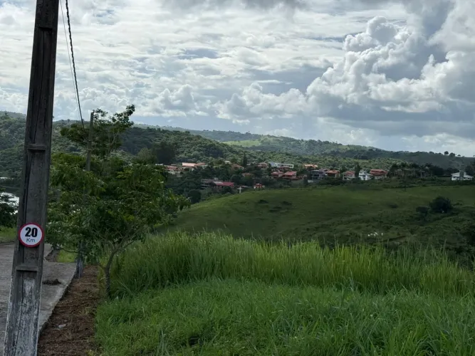 Terreno em condomínio fechado em Areia-PB