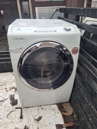 Lavadora com defeito