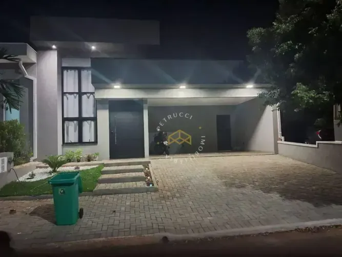 LINDA CASA EM CONDOMÍNIO À VENDA EM HORTOLÂNDIA/SP