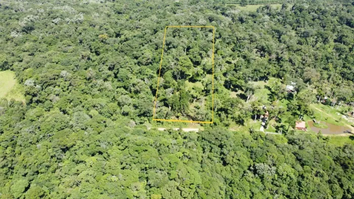 Terreno bem localizado 3400m² em São Francisco de Paula