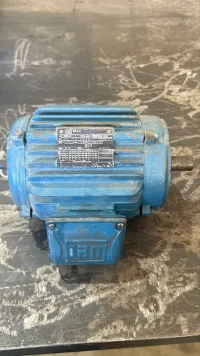 Motor WEG 5cv trifásico