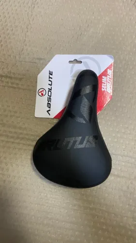 Selim Absolute Brutus 218x147mm Bike Grau Freeride Preto