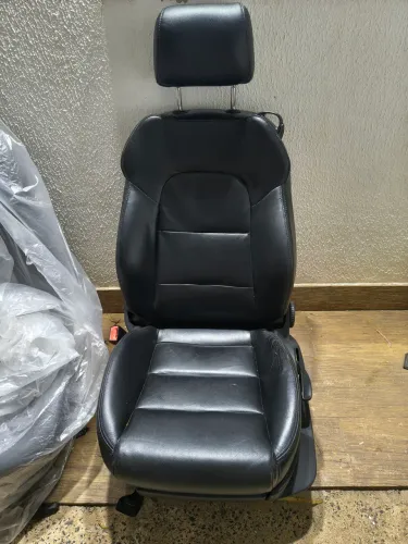 Par de bancos Audi A3 reclinável