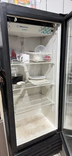 Freezer vertical expositor