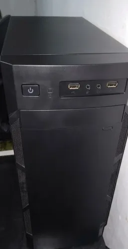 PC Gamer + Cadeira de Escritório