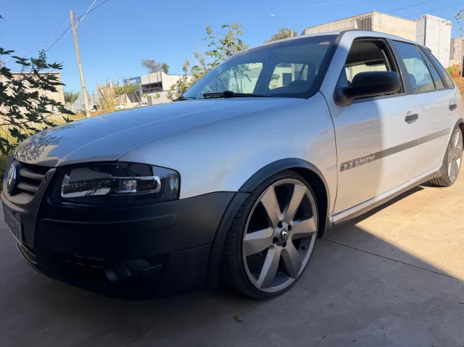 Volkswagen Gol Geração IV Titan 1.0 8V Total Flex Mec. 4P 2010