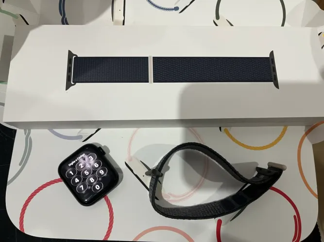 Apple Watch SE GPS + Celular 44mm Seminovo