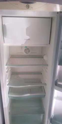 Geladeira brastemp inside freezer