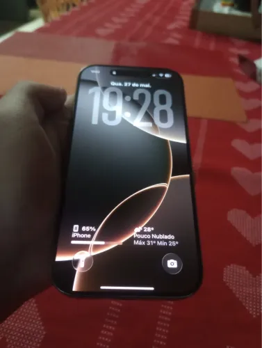 iPhone 16 pro em perfeito estado