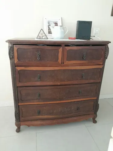 Cômoda antiga madeira maciça para restauração