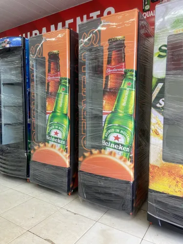 Expositor e cervejeira