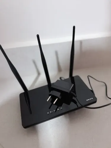 Vende se roteador de internet