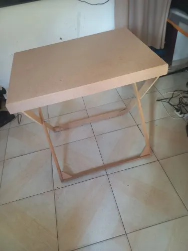 Mesa desmontável 