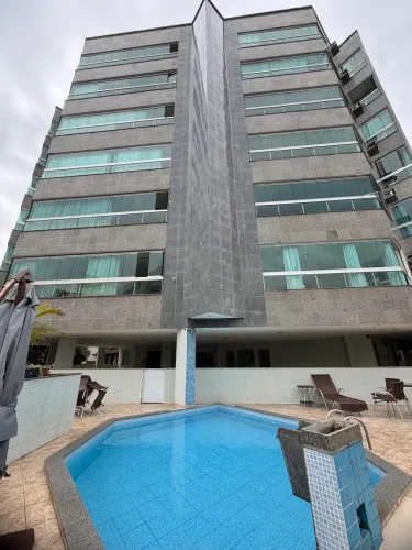 Apt GIGANTE em Jardim Camburi