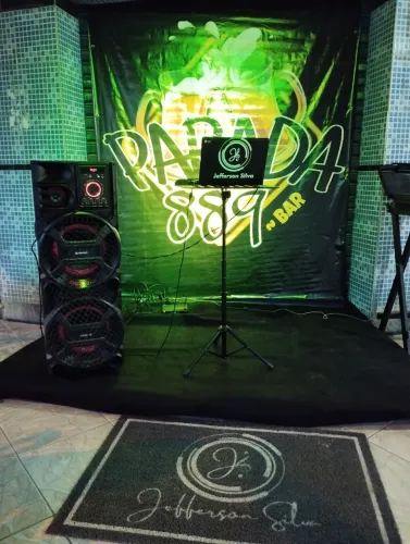 Vendo som anvox 1500 Wats de RMS,muito conservado quase sem marcas de uso muito novo