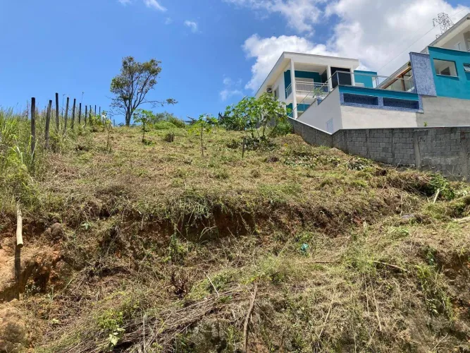 Terreno à Venda no Bairro do São Francisco em São Sebastião