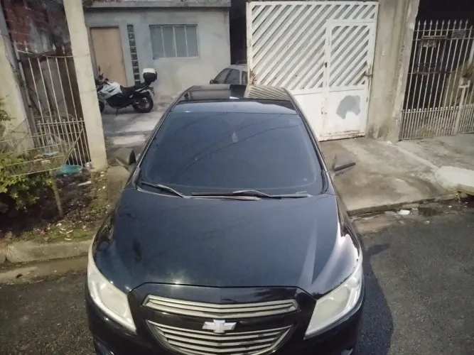 Chevrolet Onix Hatch LS 1.0 8V Flex Power Mec. 4P 2013