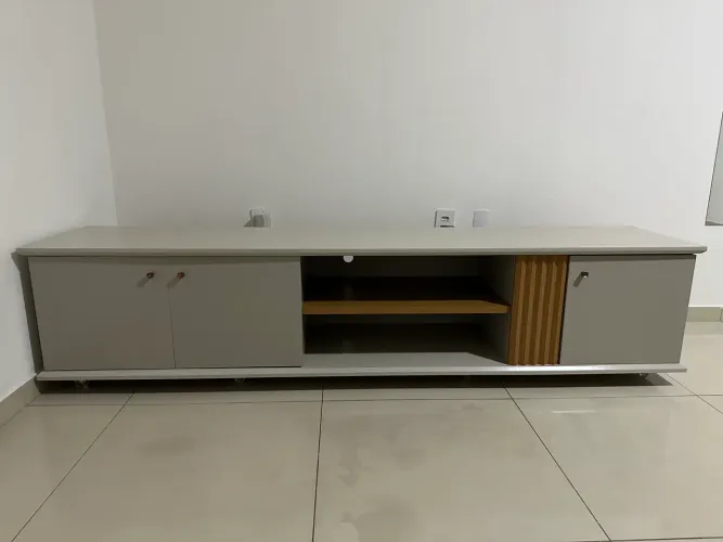 Rack home 1,69 com rodas