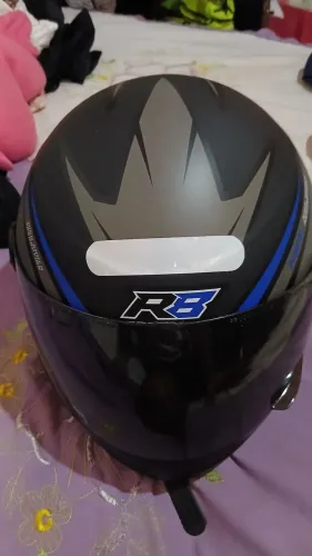Capacete 2 dias que comprei novinho 