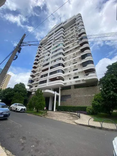 APARTAMENTO RESIDENCIAL NO BAIRRO FREI SERAFIM COM 03 VAGAS DE GARAGEM COBERTAS.