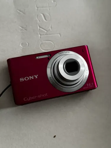 Câmera Cybershot DSC-W610