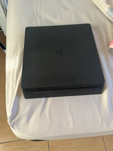 PlayStation 4 Slim 1TB - Excelente Estado - Funcionando Perfeitamente